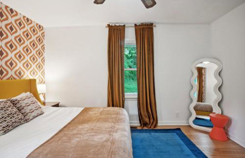 Centrally Located 4BD Home BBQ Downtown Nearby - Foto 20