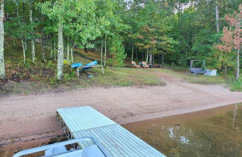 Sandy Lake Cabin ~Private Luxury Vacation Home~ - Foto 23