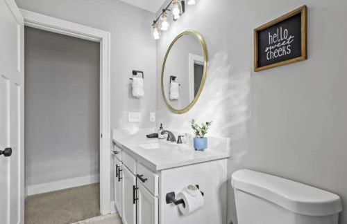 2 homes side by side downtown with fenced yard and hot tub - Foto 61