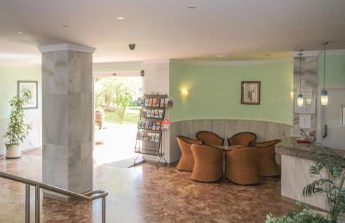 Sunny Apartment In Marbella - Photo 18