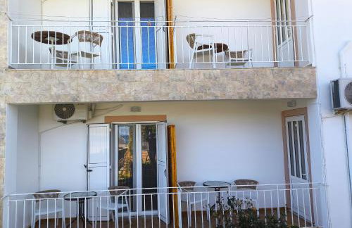 The Coast seaside rooms - Photo 24