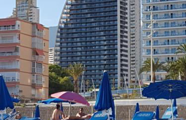 ROMERO APARTMENTS-SUNSET WAVES-BENIDORM - Foto 2