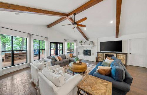 Lakefront Cottage- late summer price decrease! - Foto 14