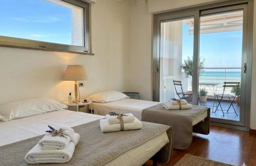RIVIERA PALACE - TRILO SEA FRONT- Premium Villas - Foto 9