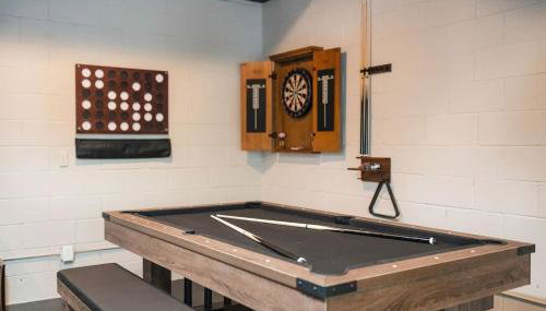 Modern Cabin with Luxury Gym, Firepit + Game Room! - Foto 5