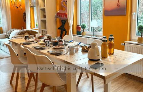 Lodge of Africa - einzigartige Themenzimmer, eingezäunten Garten, Sauna, Whirlpool & Kamin, Hunde willkommen, Gasgrill, voll ausgestattete Küche, großer Essbereich, Hamburg & Stade in der Nähe - Photo 15