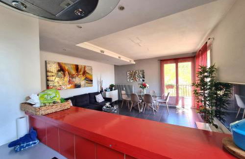 Appt Cosy Porte Paris parc Fleural et Parking - Foto 13