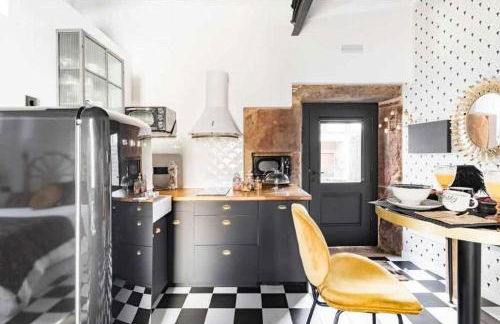 La Suite Años 20 Bañera, chimenea de leña y terraza - Foto 13