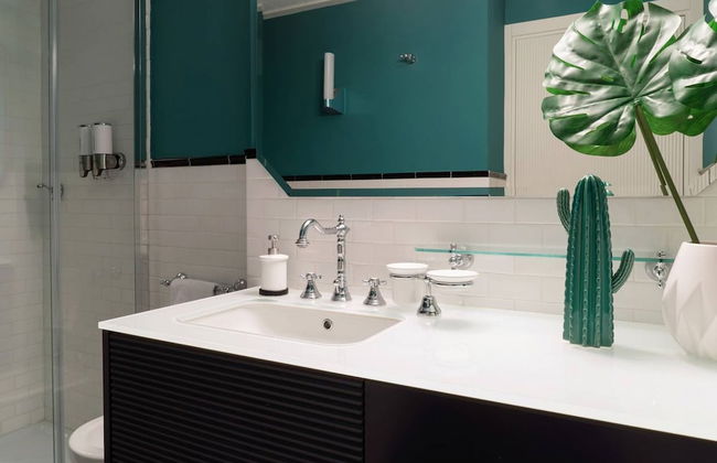 Design Apartment near City Center - Photo 9