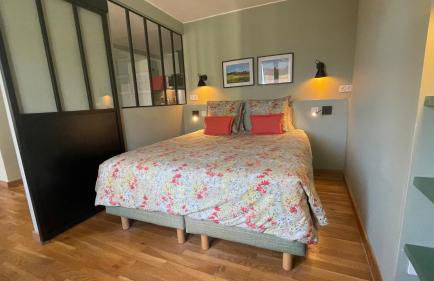 Appartement mignon calme douillet ascenseur clim étage élevé proche parking et toutes commodités au coeur du Toulon historique - Photo 18