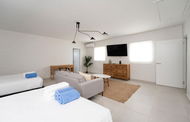 Beachfront Villa w Pool Sleeps 16 Dining Tub - Foto 42