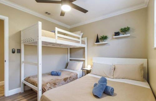 Peaceful retreat with a pool 15 min away beach - Foto 20