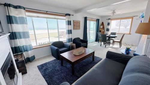 Beach Club of Oscoda Beach House on Lake Huron - Foto 2