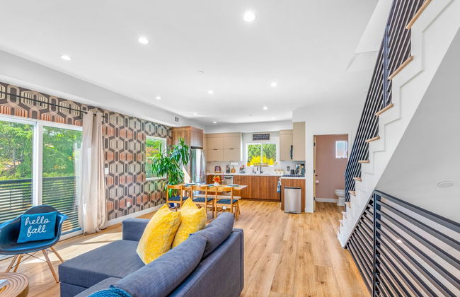 Stylish Sherman Oaks Townhouse W/ 3 Master Suites - Foto 25