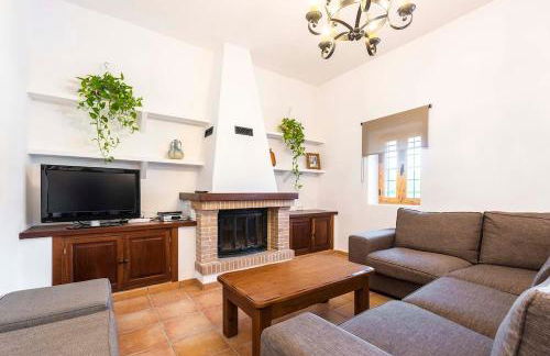 Casa Cala LLonga Quiet family house 850m from the beach - Foto 18