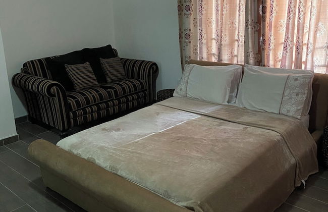 3-bed Apartment, Sleeps 6 With Wi-fi - Photo 9