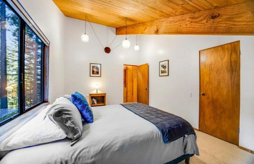 Redwood Retreat - Photo 19