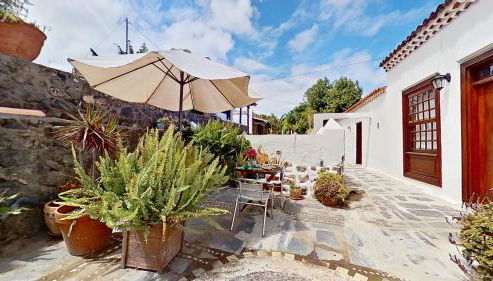 Remarkable 4-Bed Villa - Foto 2