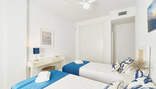 Penthouse - Private Rooftop Terrace, 2min to Beach - Foto 2