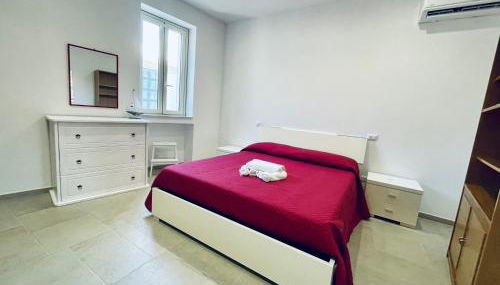 A 2 passi dal mare Torre Faro LA PUNTA SeaHouse - Foto 4, wardrobe