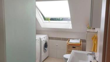 Große, helle Wohnung mit sonnigem Balkon - Photo 5