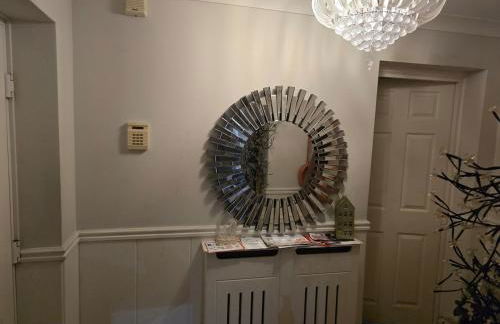 Charming Highworth,Swindon Stay, Wi-Fi Car park - Foto 6