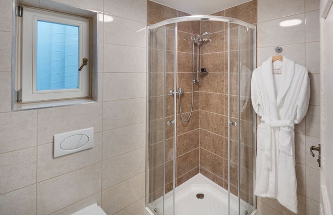 Louren Apartments - Foto 32