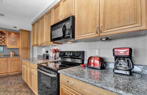 Pet Friendly Canal Front 3-Bedroom Grand Villa with Pool, Linai and Dock - Foto 40