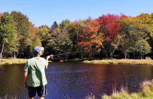 Tranquil Getaway in the Pocono Mountains - Foto 15