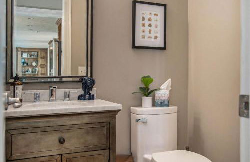 Stunning 5BR Villa Large Hot Tub & Scenic Yard - Foto 45