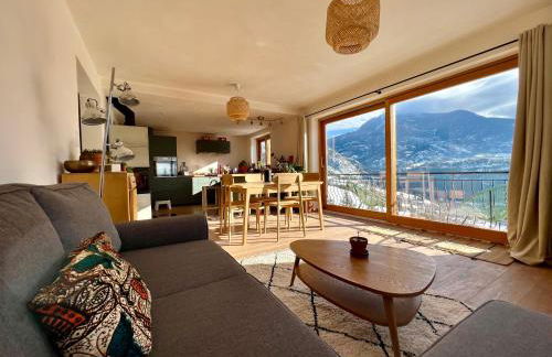 Très belle maison spacieuse et lumineuse, vue sur la station de Risoul et de Vars - Foto 8