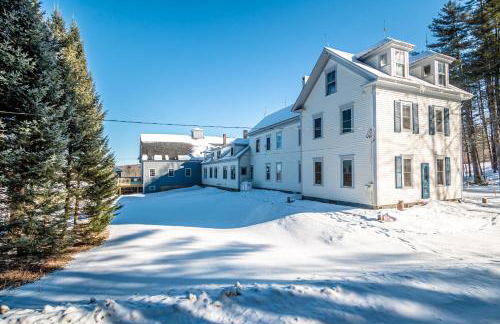 Whispering Waters Farmhouse and Wedding Barn - Foto 5