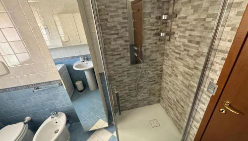 Vittoria apartment - near outlet - Photo 5, Shower