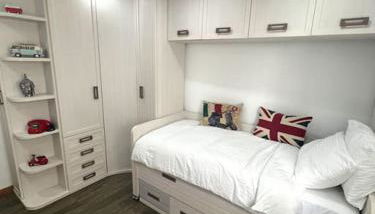 Apartamento céntrico con terraza EBI02919 - Foto 5