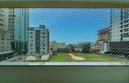 Encantador Apartamento 100m da Praia com vista mar - Foto 33