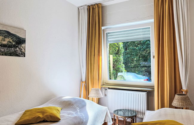 2 bedroom Apartment in Traben-Trarbach with garden - Photo 16