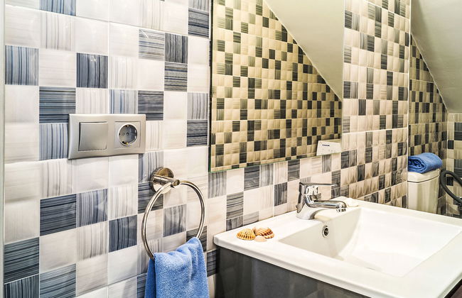 2 bedroom Apartment in Marbella with swimming pool and garden - Photo 14