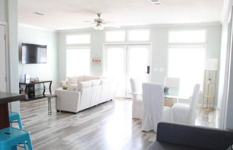 Beach Getaway at 2 Pelicans Walk to the Water - Foto 12