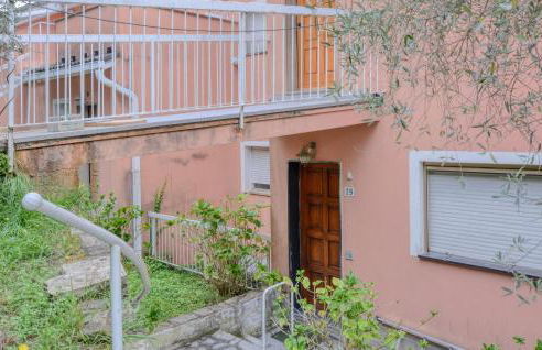 1 Bedroom Awesome Apartment In San Saturnino - Foto 6