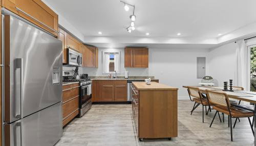 Bright Modern 3Bed 2,5Bath Evanston Home withParking home - Foto 3