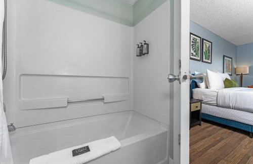 Delightful Studio Condo with Garden View Balcony 7 Mins to Universal - Foto 16