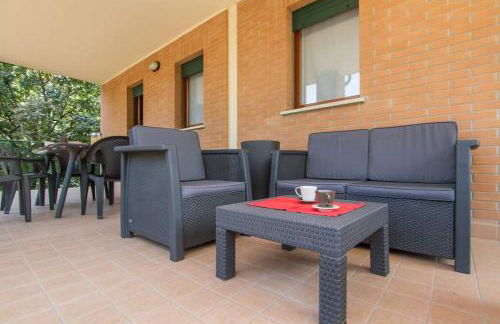 A TERRACE ON THE PARK - Photo 3