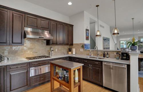 Downtown, Quiet Street, Chefs Kitchen,Home Theatre - Foto 21