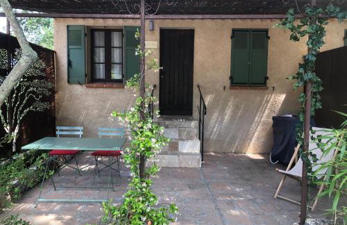 Les Mazets de la Cascade - Foto 2