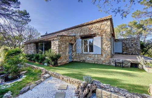 Superbe bergerie en cœur de foret avec piscine privée lac rivière cascades - Foto 3