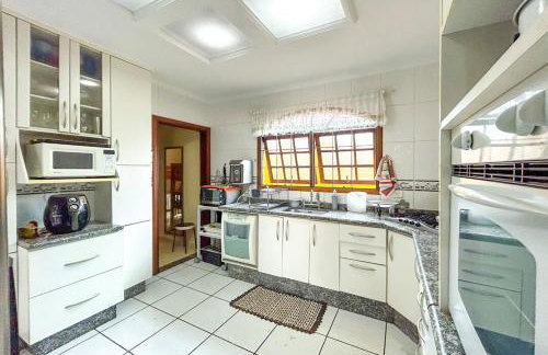 Chacara elegante com piscina e lazer em Atibaia SP - Foto 28