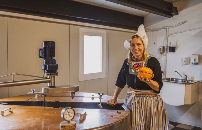 Excursión exprés a Volendam, Marken, Edam y Zaanse Schans - Foto 3