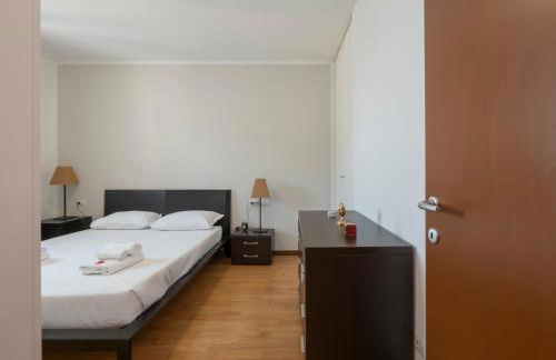 Bicocca, Free PARKING, Private Garage, Metro M5 200m, Garden, Kids & Pet Friendly - Foto 26