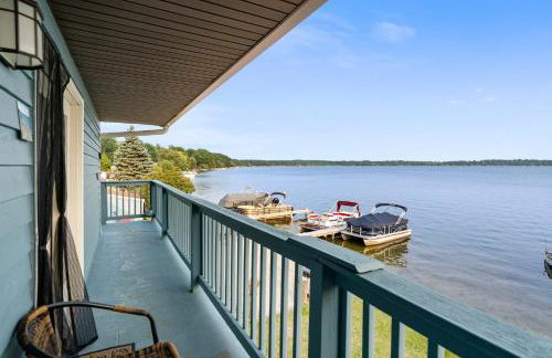 Lakeside Double Queen Suite Upper-Level Retreat - Foto 28