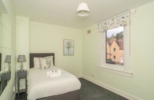 Charming Family House in Rosewell - Pass the Keys - Foto 23